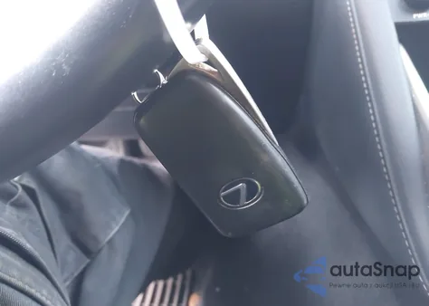 2018 Lexus Is 300 из США, поврежденный, VIN JTHC81D25J5032937